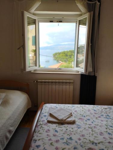Splitska Apartment | Apartments Kat