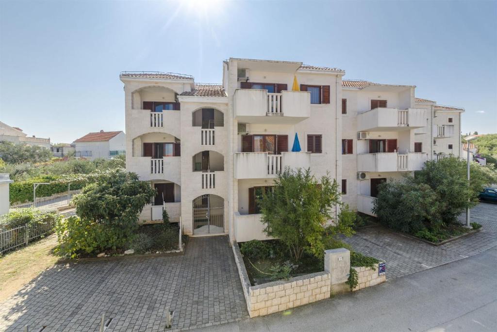 Supetar Apartment | Apartments Klara