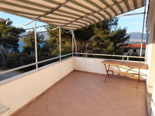 Arbanija House | Apartments Lucija 2 min walk to the beach