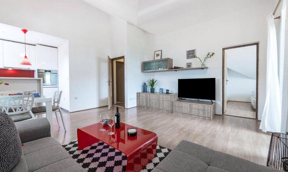 Babin Kuk Apartment | Apartments Meri & Karla - Two Bedroom Apartment with Balcony and Sea View