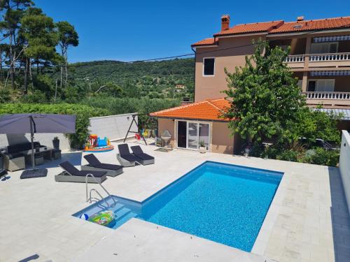 Mundanije Apartment | Apartments Nada