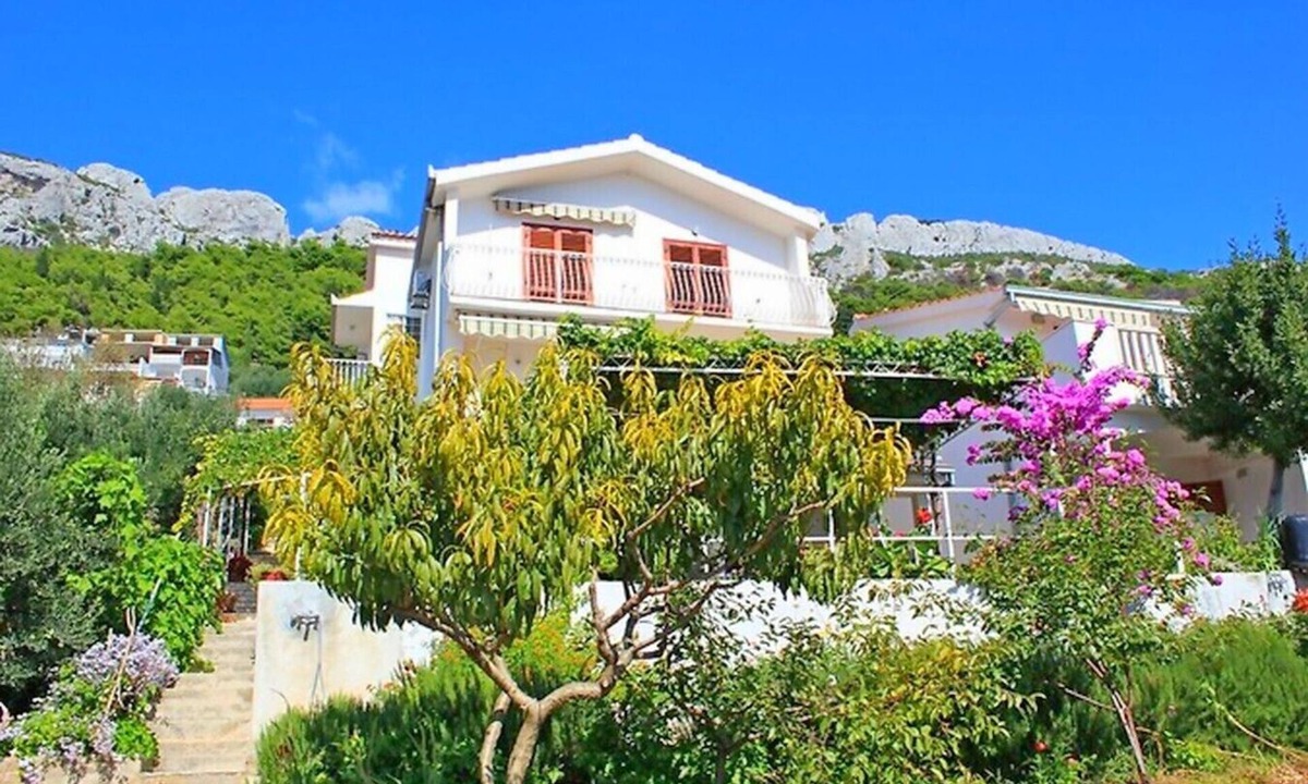 Pisak Apartment | Apartments Nikola, (14012), Pisak, hr