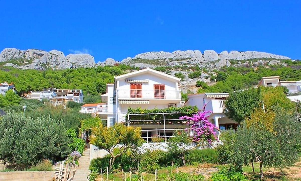 Pisak Apartment | Apartments Nikola, (14015), Pisak, hr