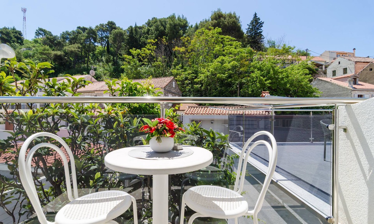 Kupari House | Apartments & Rooms Barišić - Double Room with Balcony and Garden View