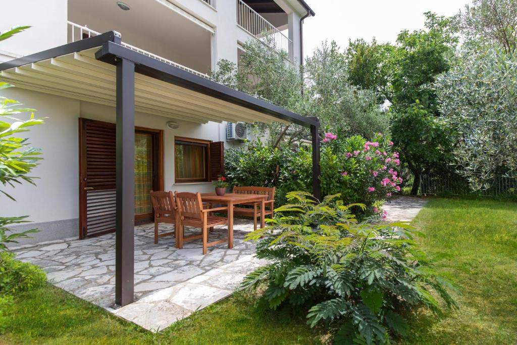 Sveta Marina Apartment | Apartments Sveta Marina