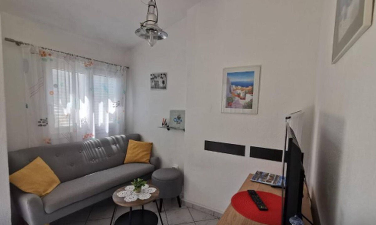Maslinica Apartment | Apartments Vesna (98341-A2) - Maslinica