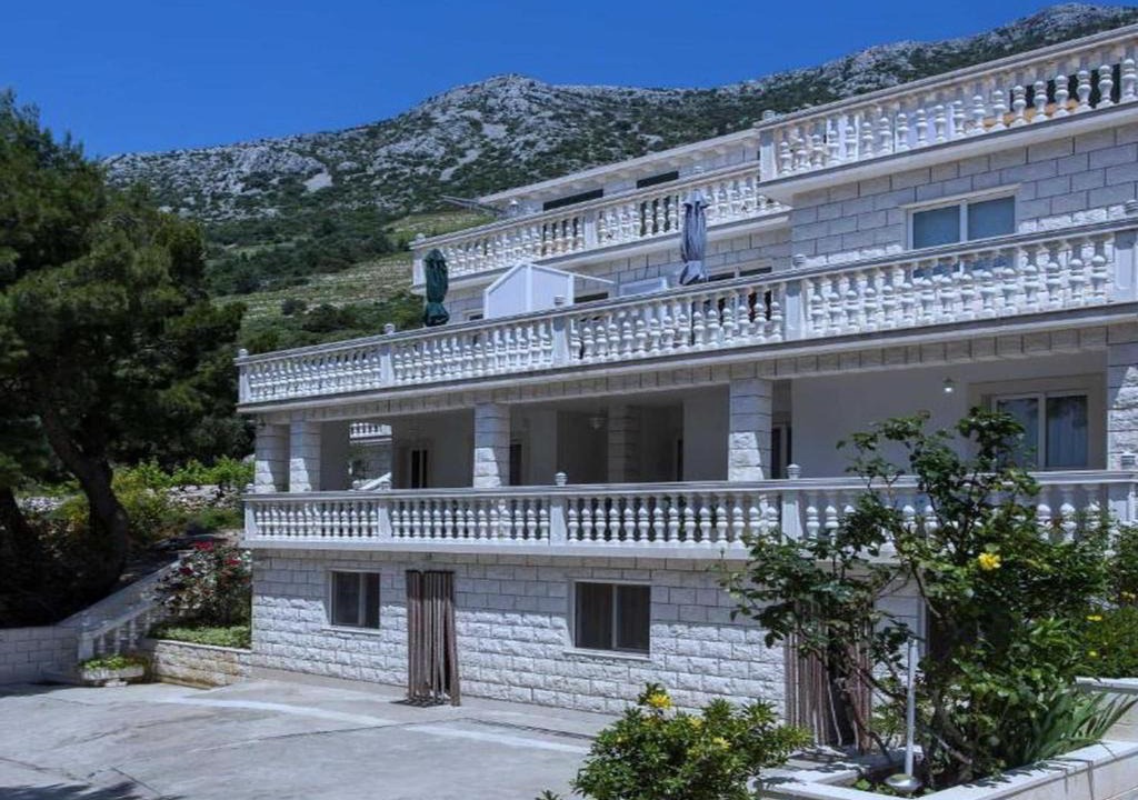 Orebic Apartment | Apartments Villa Dinga - Borak - Standard One Bedroom Apartment with Balcony and Sea View No 3
