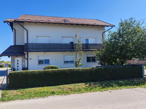 Vrbovec Apartment | Apartments with a parking space Vrbovec, Prigorje - 22922