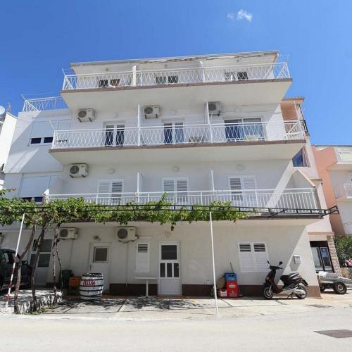 Blato Apartment | Apartments with parking space Zivogosce - Blato, Makarska - 22253