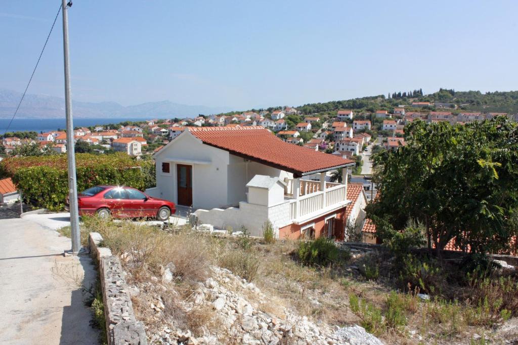 Sutivan Apartment | Apartments with parking space Sutivan, Brac - 5654