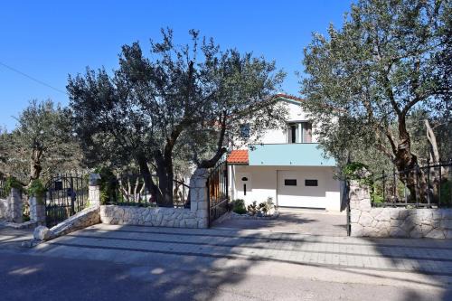 Mundanije Apartment | Apartments with parking space Mundanije, Rab - 21543