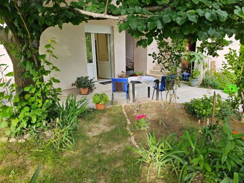 Mundanije Apartment | Apartments with parking spaces Mundanije, Rab - 23315