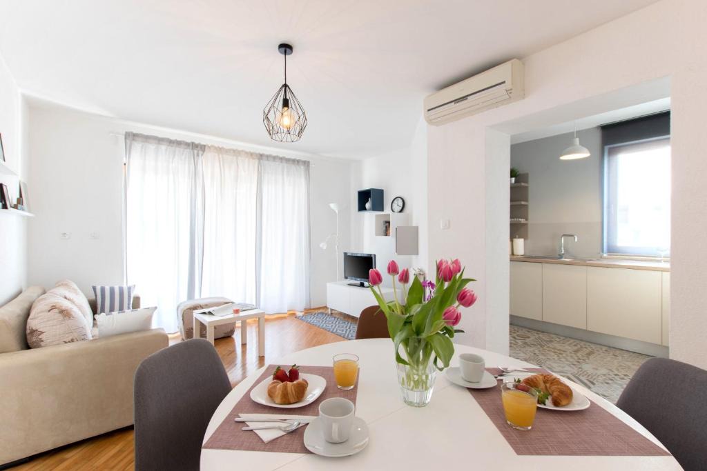 Murine Apartment | APP Lov
