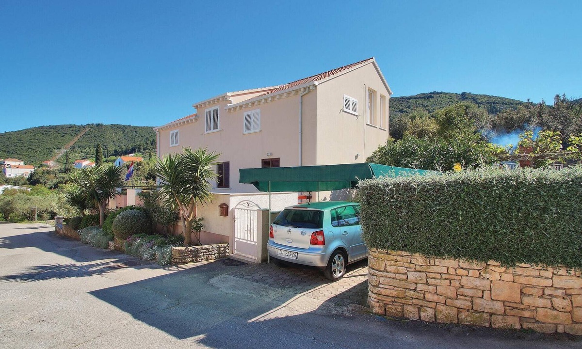 Racisce Apartment | Awesome apartment in Racisce with WiFi