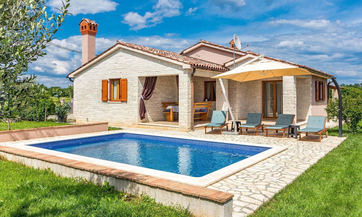 Grandici House | Awesome home in Barban
