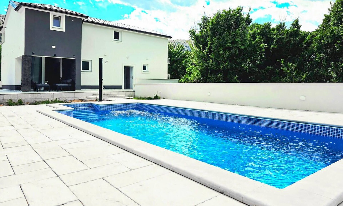 Jurandvor House | Awesome home in Baska