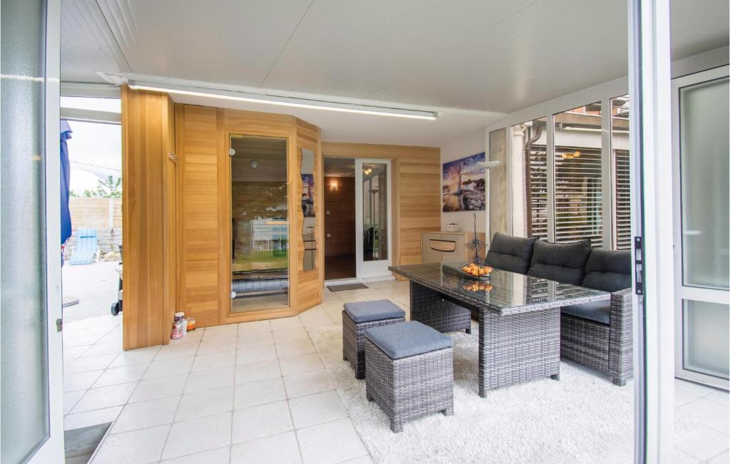 Izola House | Awesome home in Izola w/ Sauna, WiFi and 3 Bedrooms