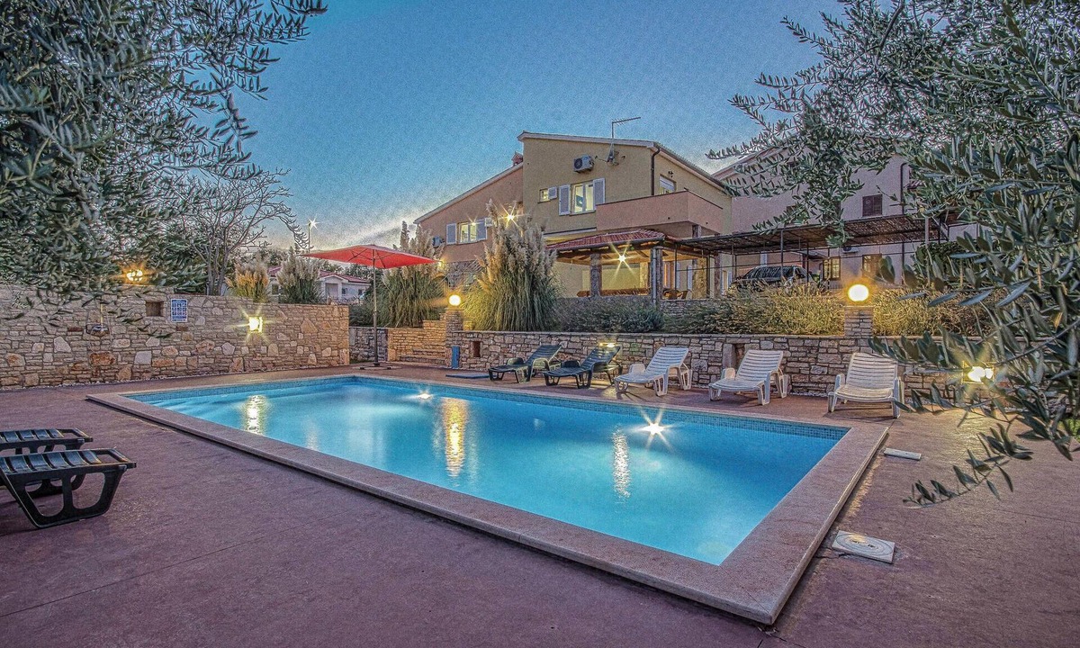 Pavicini House | Awesome home in Pavicini