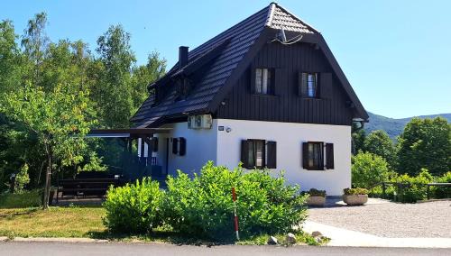 Plitvica Selo House | B&B Plitvice Lakes Villa Mija