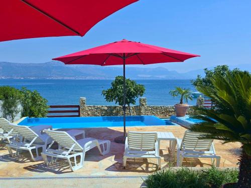 Slatine Villa | Beachfront Villa Ciovka