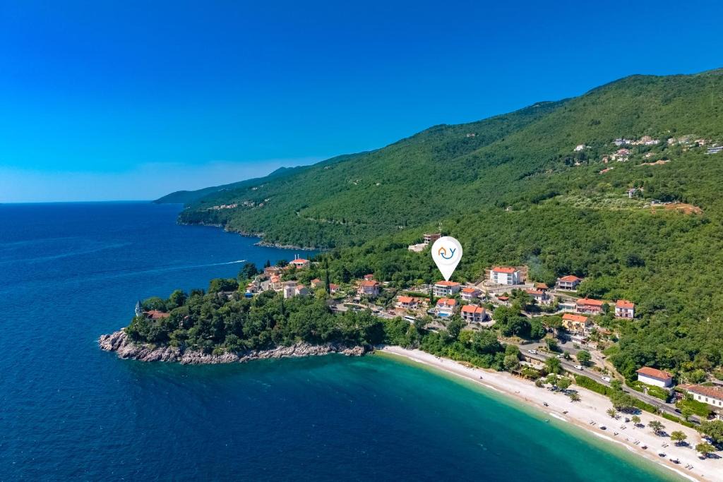 Medveja Apartment | Beachside Villa Mia Apartments