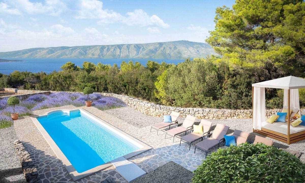 Stari Grad Villa | Beautiful 3-bedroom villa Susanna with private pool and sea view