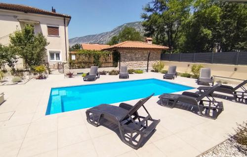 Tribalj Apartment | Beautiful Apartment In Tribalj