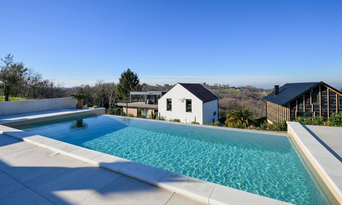 Strigova House | Beautiful home in Banfi