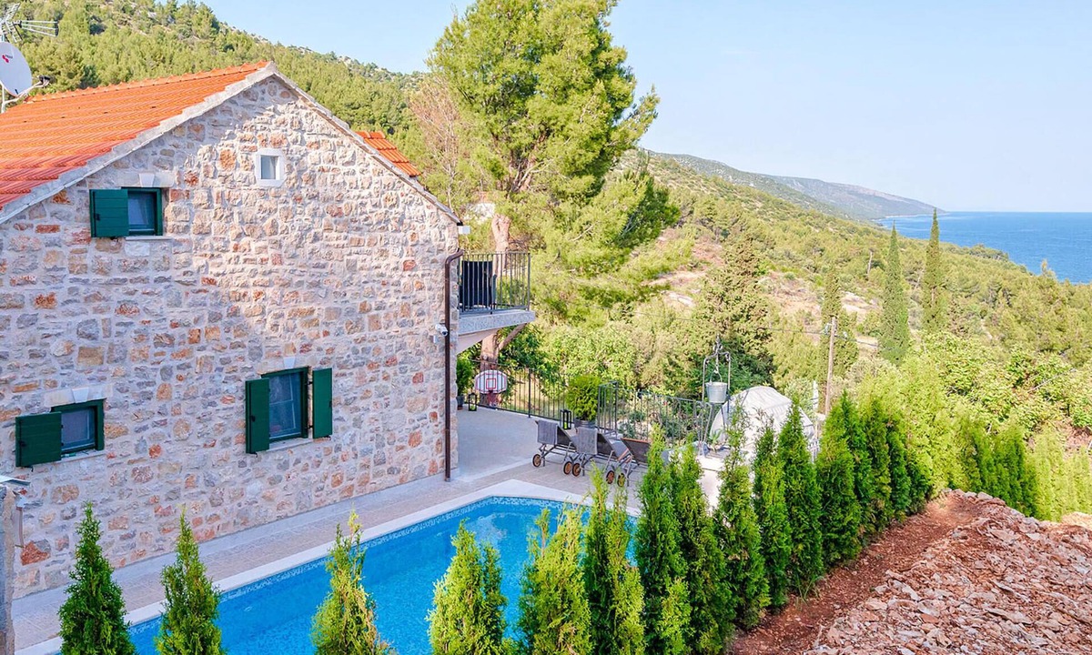 Zavala House | Beautiful home in Gromin Dolac with sauna