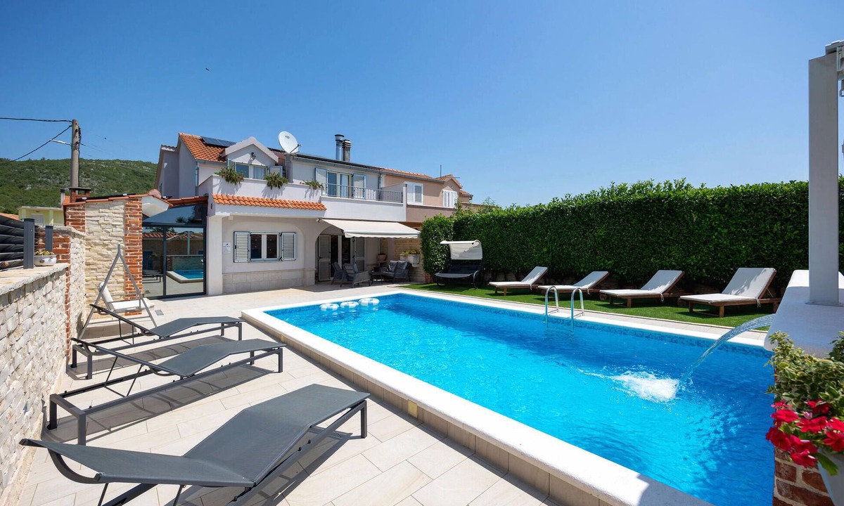 Central Dalmatia House | Beautiful home in Sestanovac
