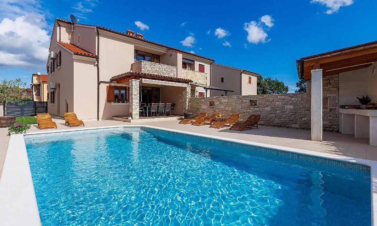 Pavicini House | Beautiful home in Segotici