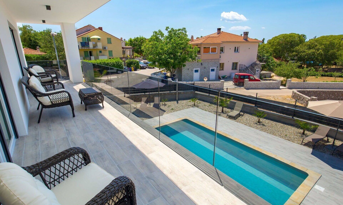 Skrbcici House | Beautiful private villa for 10 people with private pool, WIFI, A/C, TV and terrace