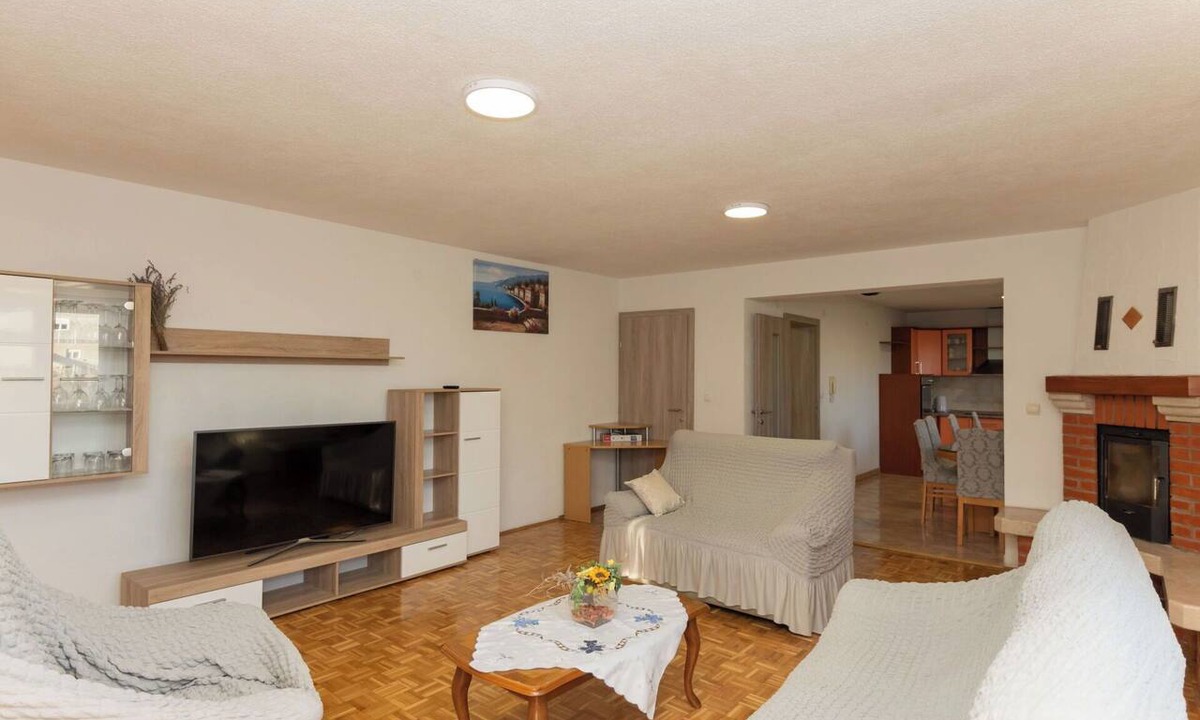 Donji Prolozac House | Beautiful private villa with WIFI, A/C, private pool, TV, terrace, pets allowed and panoramic view