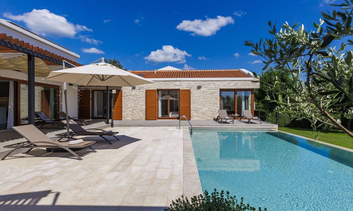Sveti Petar u Sumi Villa | Beautiful private villa for 7 people with A/C, WIFI, private pool, TV, terrace and pets allowed