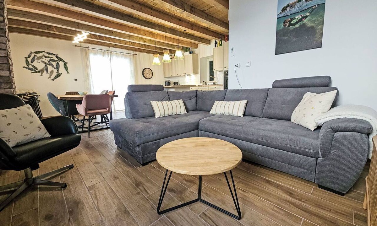 Nerezise House | Beautiful private villa for 6 people with A/C, private pool, WIFI, TV and terrace