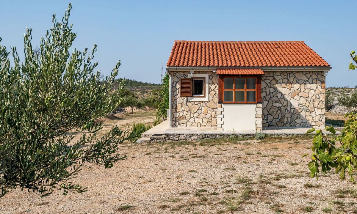 Zaton House | Beautiful private villa for 4 guests with WIFI, A/C, TV and terrace