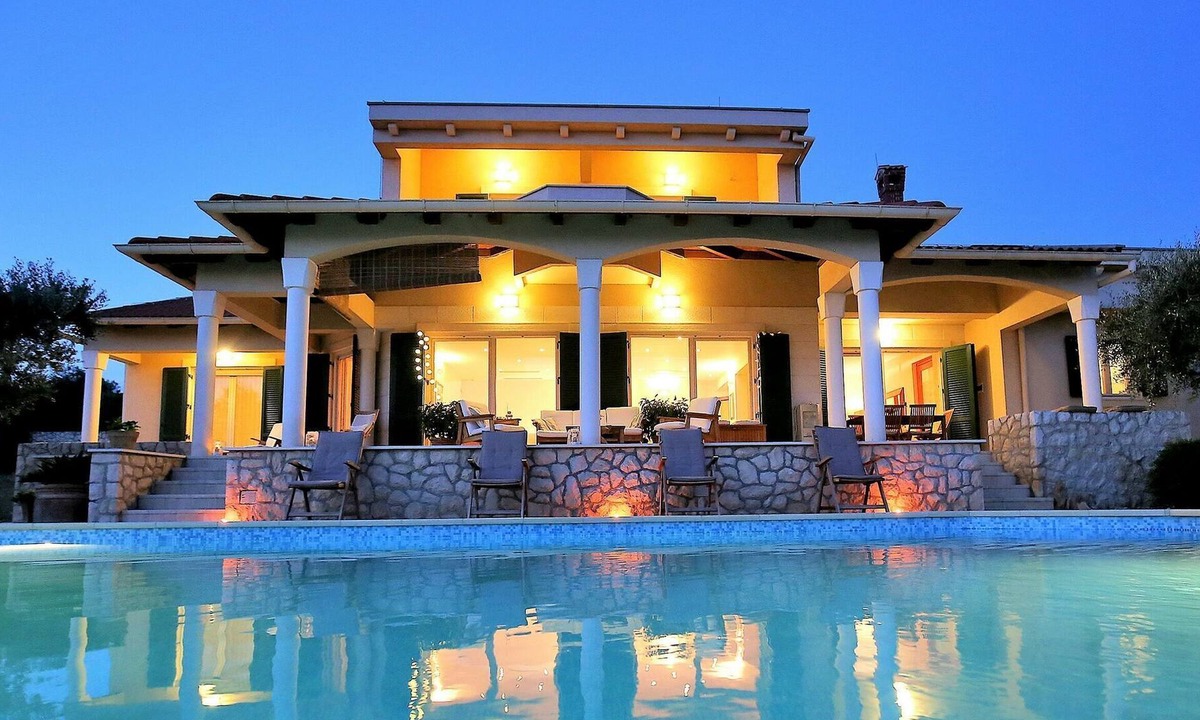 Kozino Villa | Beautiful villa Clara with a swimming pool in Kožino, near the sea