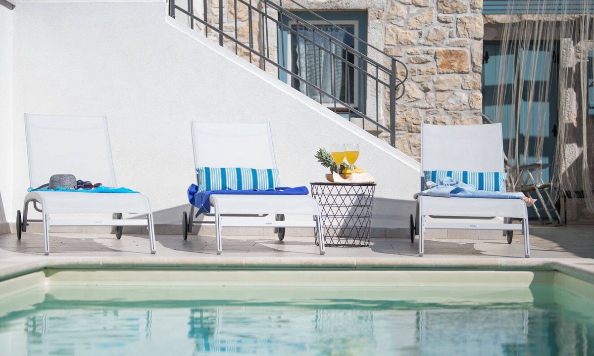 Fiorini House | Beautiful villa for 5 people with private pool, WIFI, A/C, TV, terrace and pets allowed