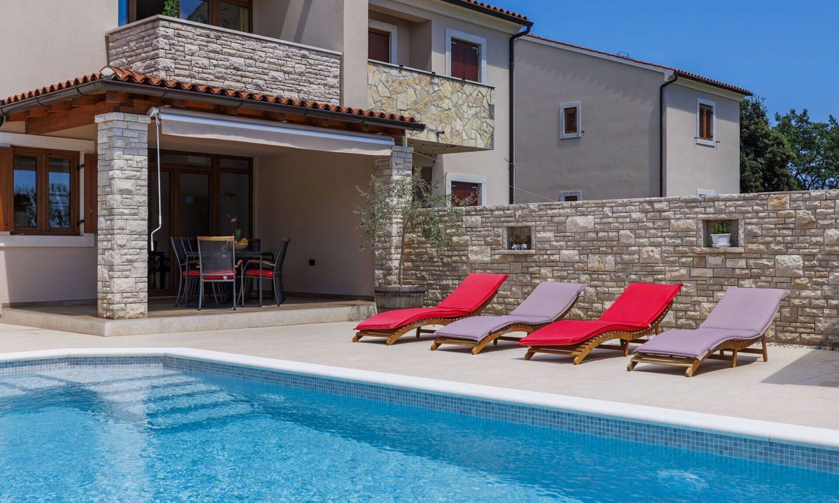 Pavicini House | Beautiful villa for 8 guests with WIFI, private pool, A/C, TV and terrace