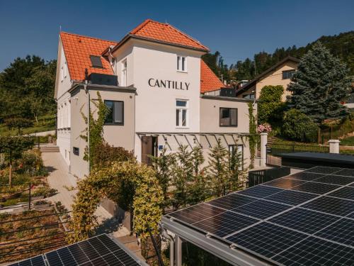 Samobor Hotel | Cantilly Garden