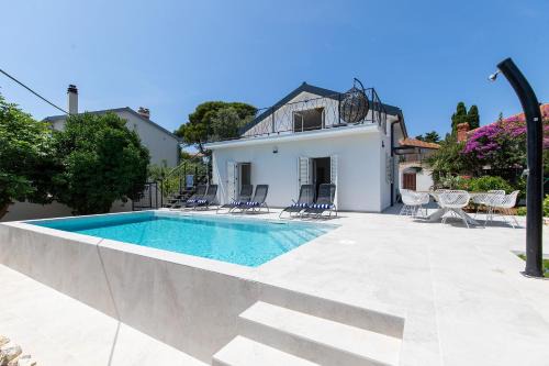 Premantura Villa | Casa Joy