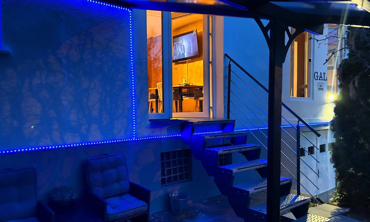 Novo Mesto Apartment | Charming 2-bedroom apartment with WiFi, AC in soothing Novo Mesto