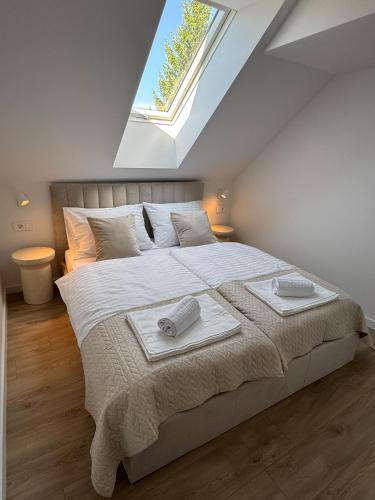 Seliste Apartment | Cherry Hill Loft