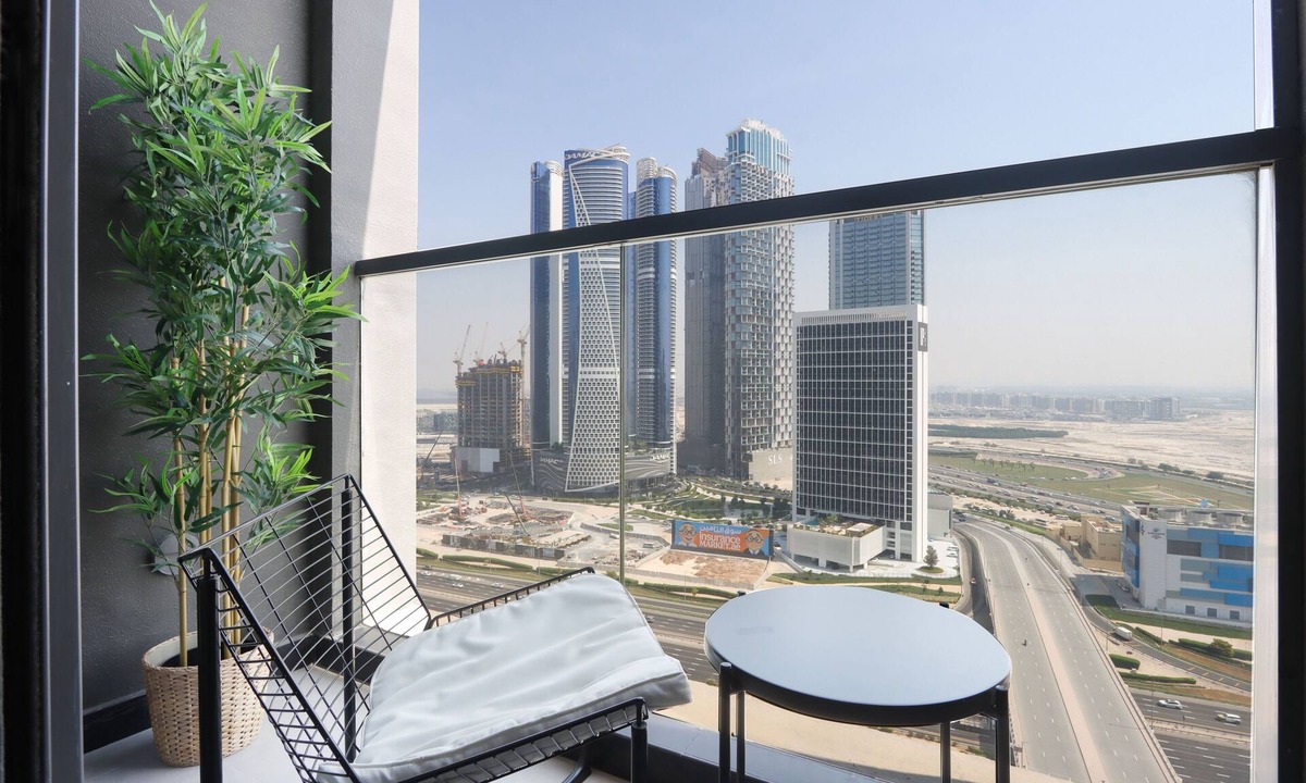 Business Bay Apartment | Chic 1B by Dubai Canal | Marasi Drive w/Pool, Gym