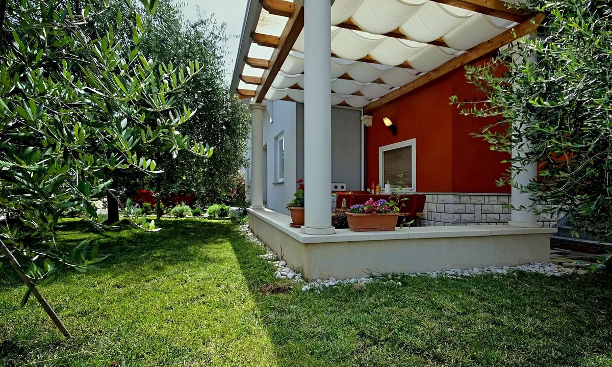 Murine Apartment | Comfortable apartment near the sea in Umag