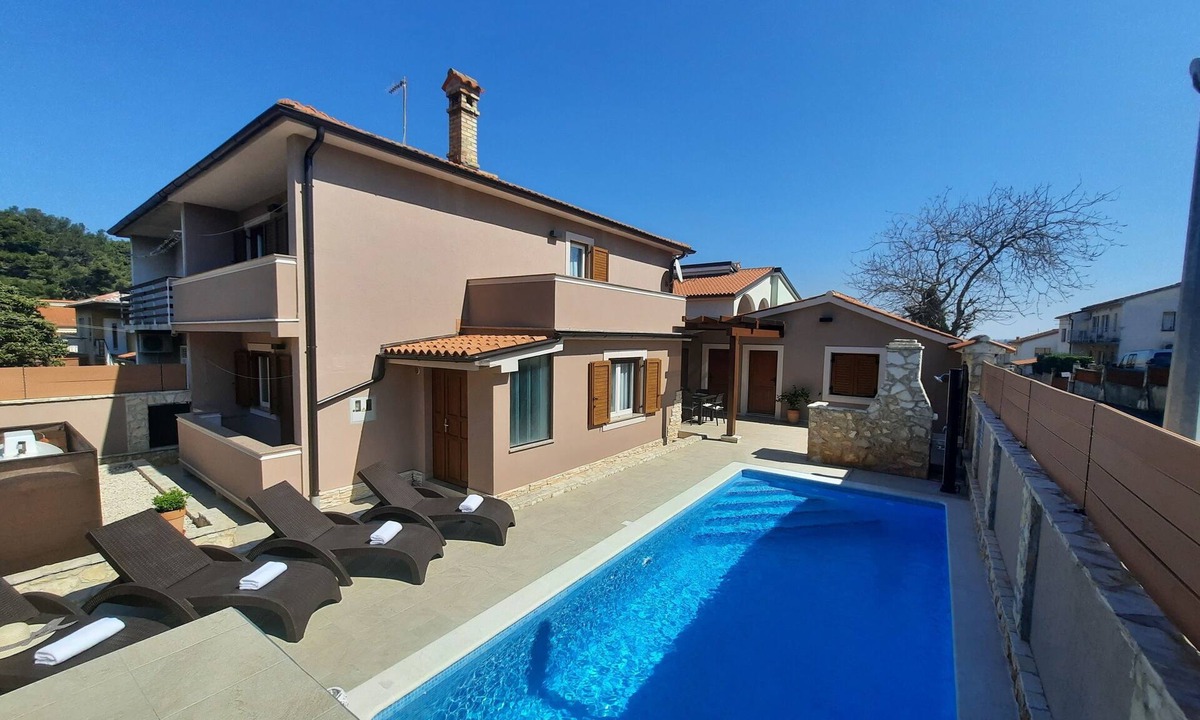 Valdebek House | Comfortable villa with private pool, 2.5 km from the center of Pula