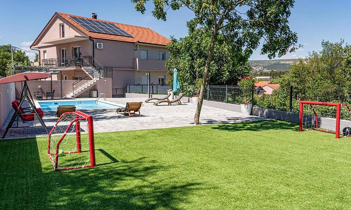 Zmijavci Apartment | Cozy apartment in Zmijavci