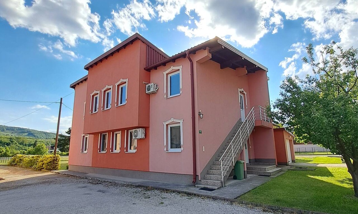 Ljesevo Apartment | Cozy Apartment near Sarajevo & Visoko Pyramids
