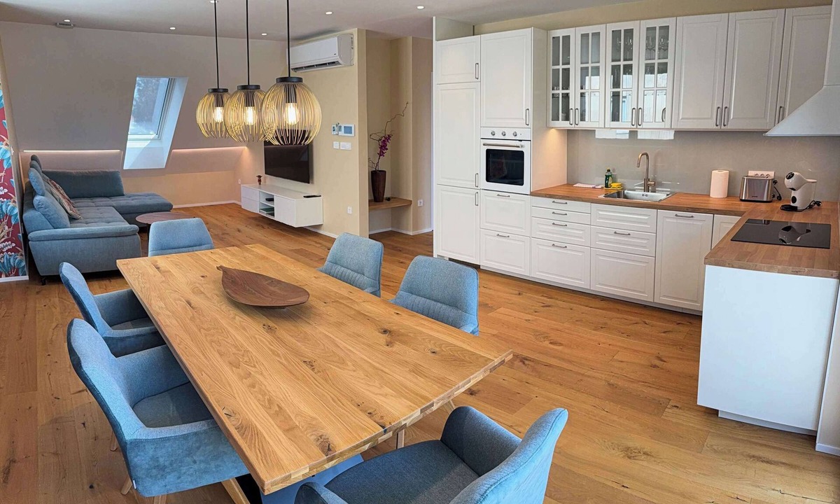 Ljubljana City Centre Apartment | Crown Residence | Luxury 2BR in Ljubljana Downtown