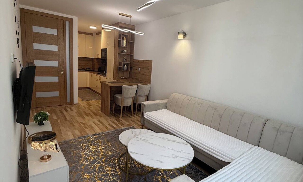 Sarajevo Apartment | Daky home near AirPort,tram and City center